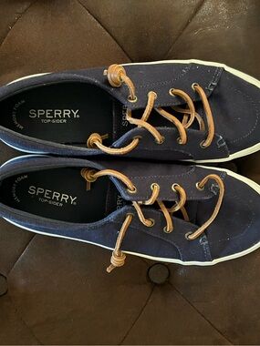 Sperry womens Navy Canvas Boat Shoes with Brown Laces
